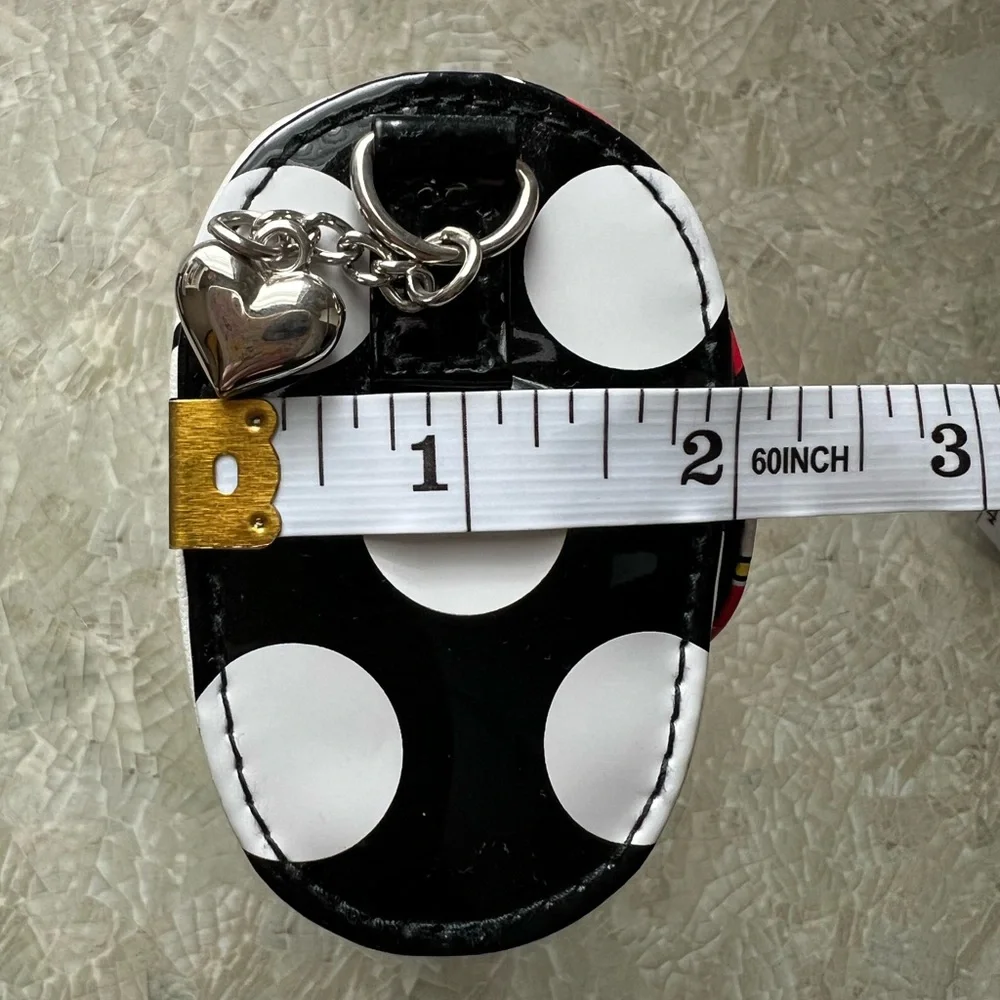 Hello Kitty Sunglasses Case - Picture 8 of 9